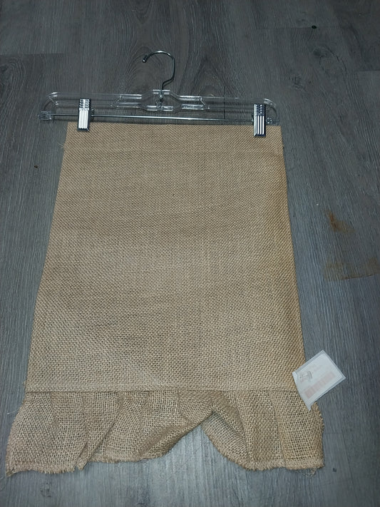 Burlap Ruffle Bottom Garden Flag