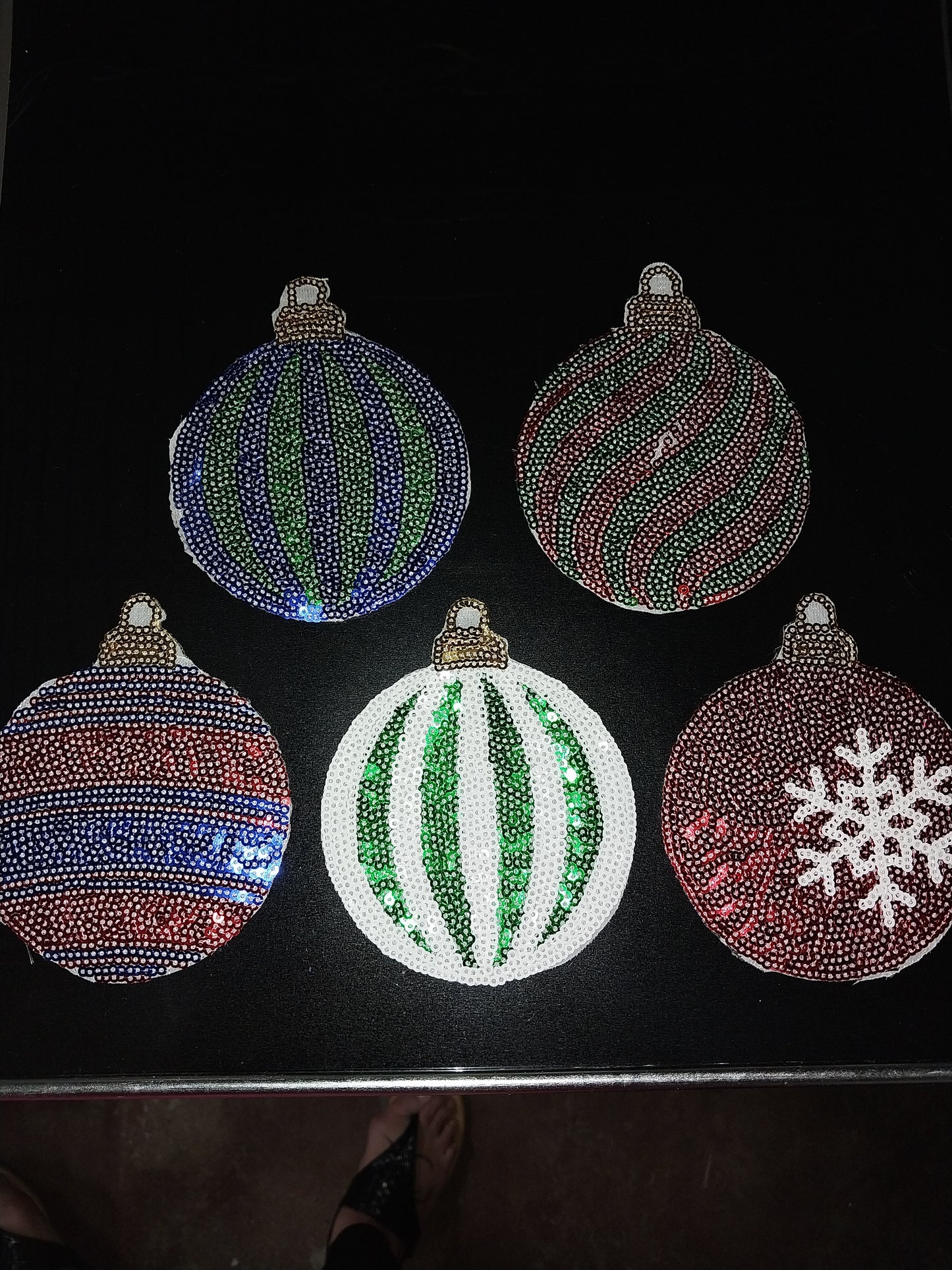 Christmas Round Ornament Sequin Patch (set of 5)