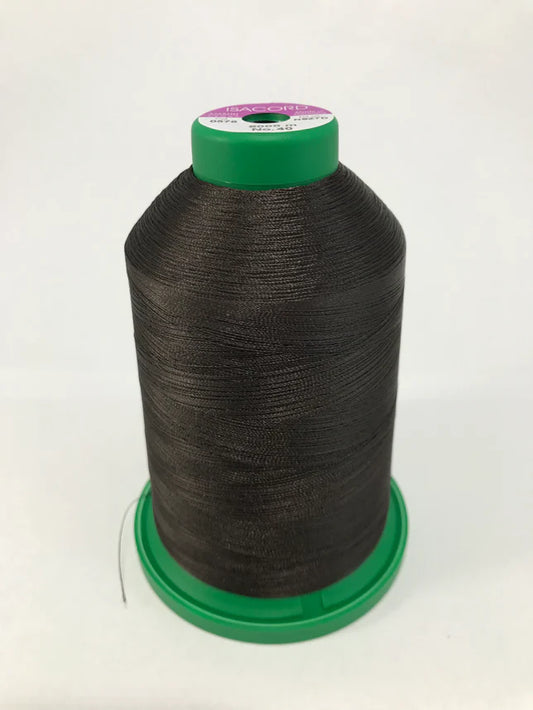 0576 Very Dark Brown - Isacord Embroidery Thread 40WT 5000M